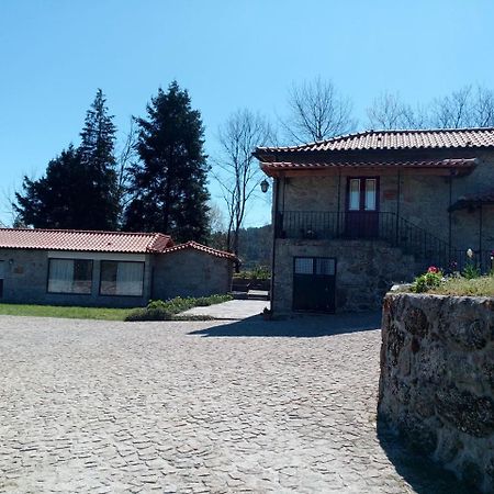 ホテル Casas Do Eido E Casa Da Viuva セロリコ・デ・バスト エクステリア 写真