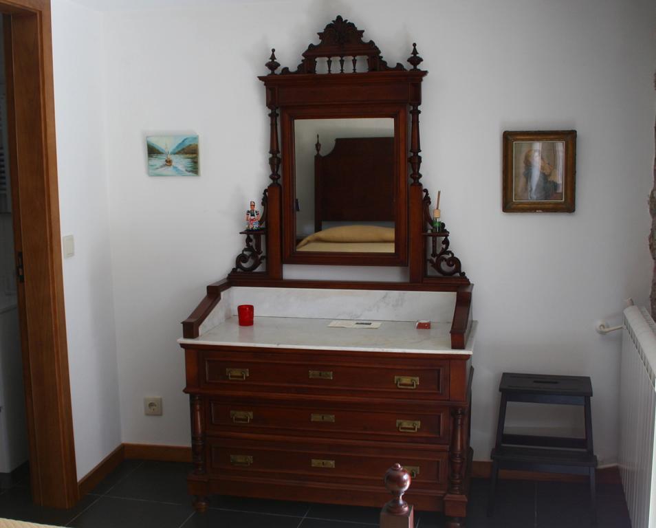 ホテル Casas Do Eido E Casa Da Viuva セロリコ・デ・バスト エクステリア 写真